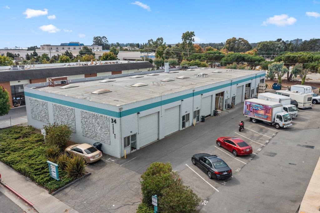 34 Hangar Way, Watsonville, California 95076, ,Commercial Sale,For Sale,34 Hangar Way,ML81946026