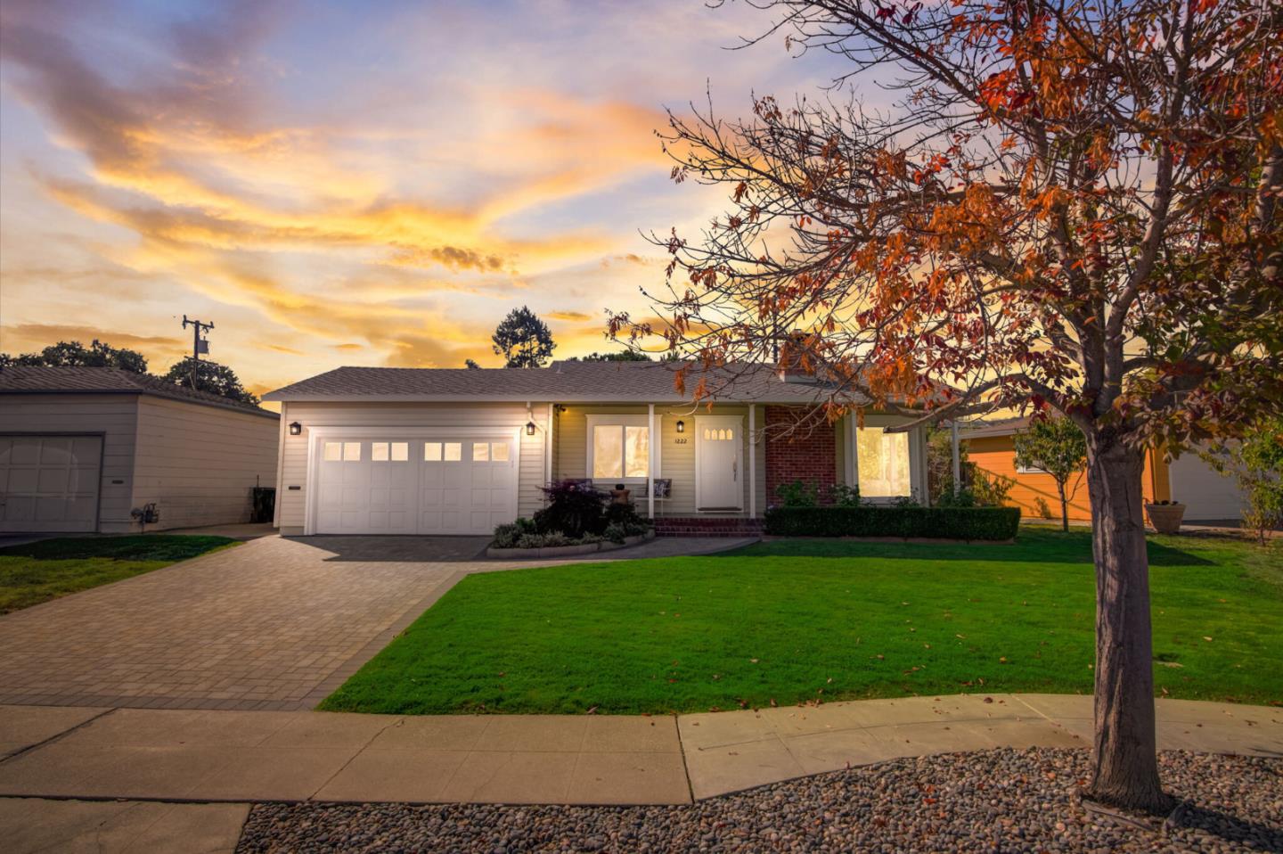 Detail Gallery Image 1 of 1 For 1222 Dewey St, Redwood City,  CA 94061 - 3 Beds | 2 Baths