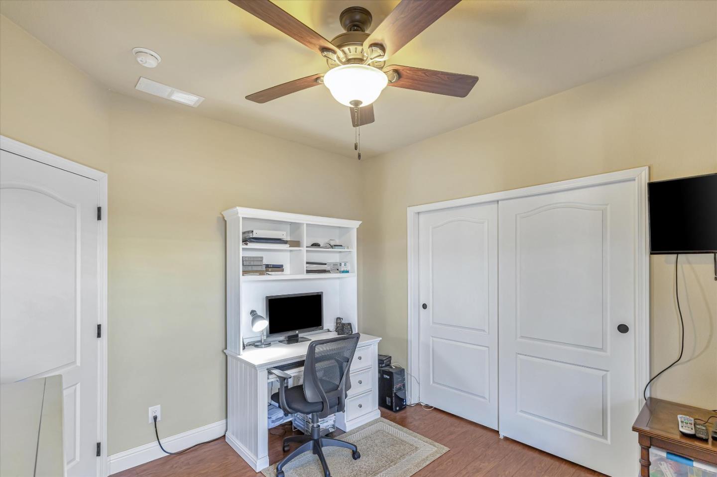 Detail Gallery Image 15 of 34 For 275 Burnett Ave #56,  Morgan Hill,  CA 95037 - 3 Beds | 2 Baths