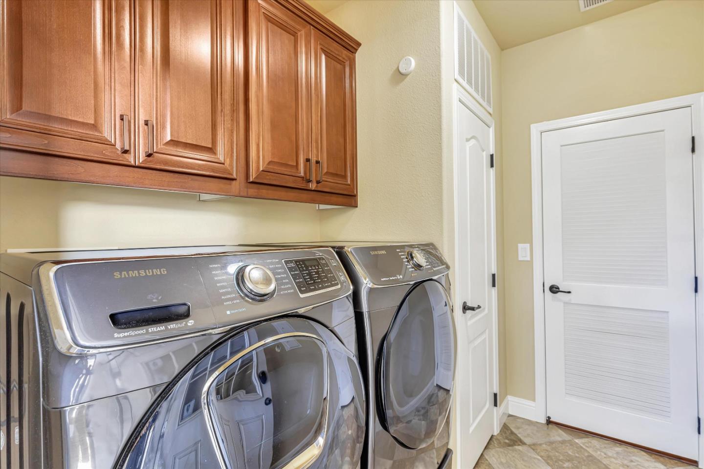Detail Gallery Image 24 of 34 For 275 Burnett Ave #56,  Morgan Hill,  CA 95037 - 3 Beds | 2 Baths