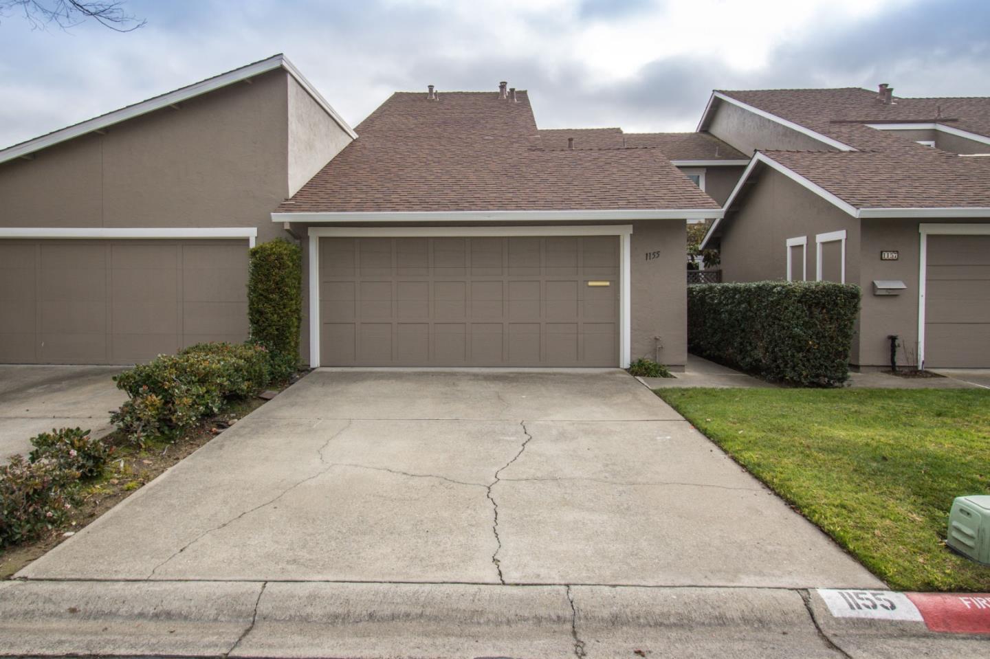Detail Gallery Image 1 of 1 For 1155 Nimitz Ln, Foster City,  CA 94404 - 4 Beds | 2/1 Baths