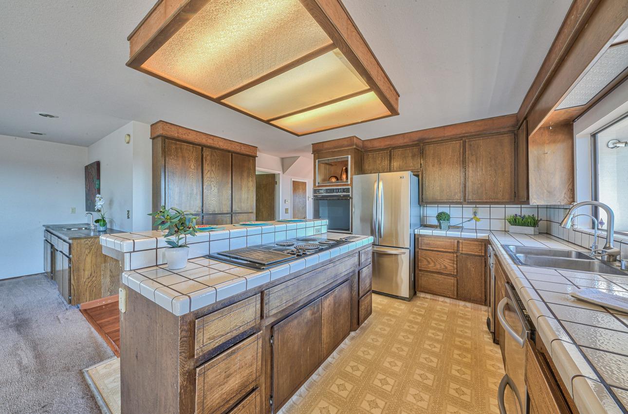 Detail Gallery Image 13 of 50 For 8640 Coker Rd, Salinas,  CA 93907 - 3 Beds | 3/1 Baths