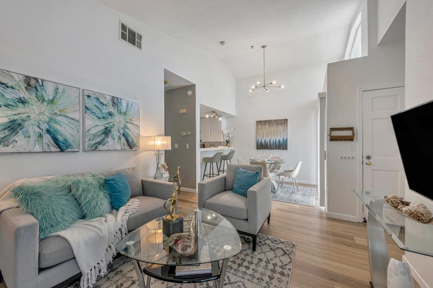 Detail Gallery Image 1 of 1 For 1470 Thrush Ave #23,  San Leandro,  CA 94578 - 2 Beds | 1 Baths