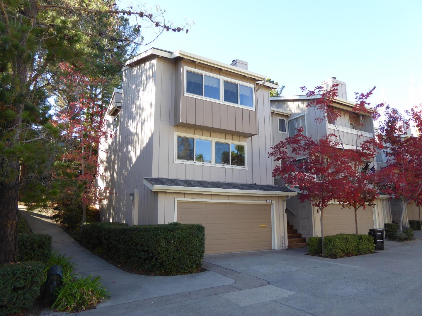 Browse active condo listings in CLEARVIEW