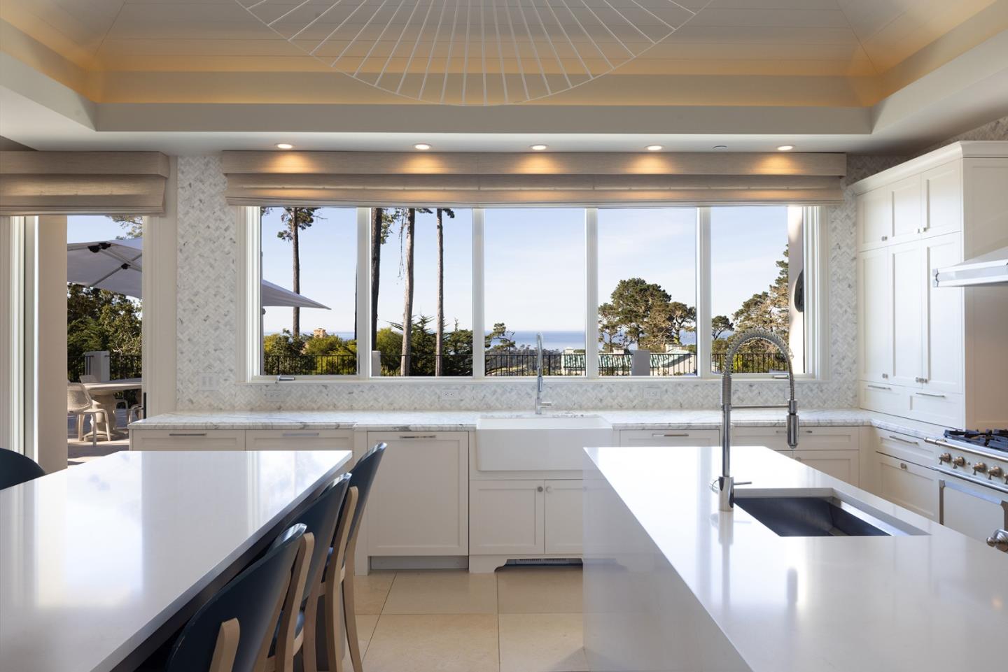 Detail Gallery Image 13 of 41 For 1544 Viscaino Rd, Pebble Beach,  CA 93953 - 5 Beds | 5/2 Baths