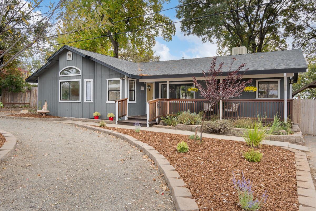 Detail Gallery Image 1 of 1 For 1852 Union Ridge Rd, Placerville,  CA 95667 - 3 Beds | 2 Baths