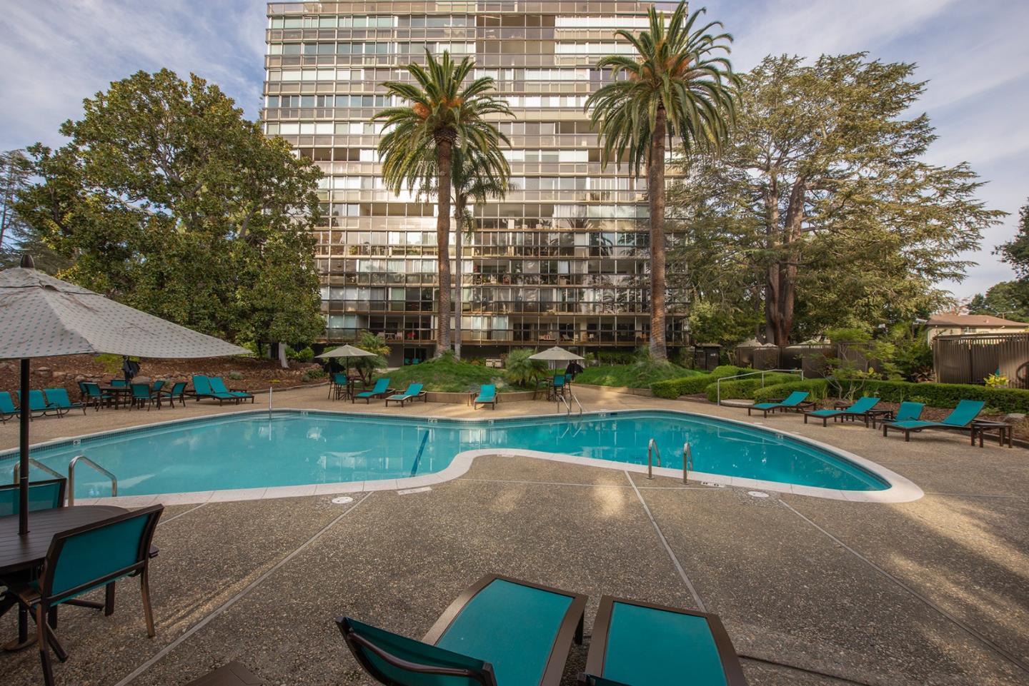 Detail Gallery Image 1 of 1 For 101 Alma St #1105,  Palo Alto,  CA 94301 - 2 Beds | 2 Baths