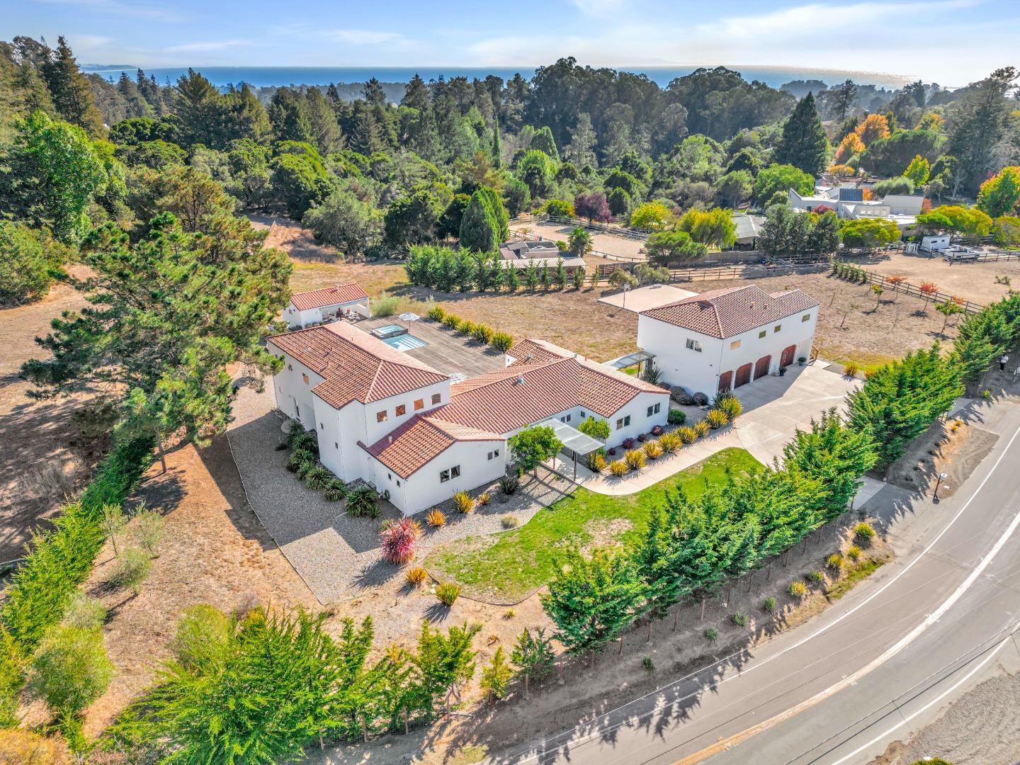 Detail Gallery Image 1 of 1 For 4330 Fairway Dr, Soquel,  CA 95073 - 5 Beds | 4/2 Baths