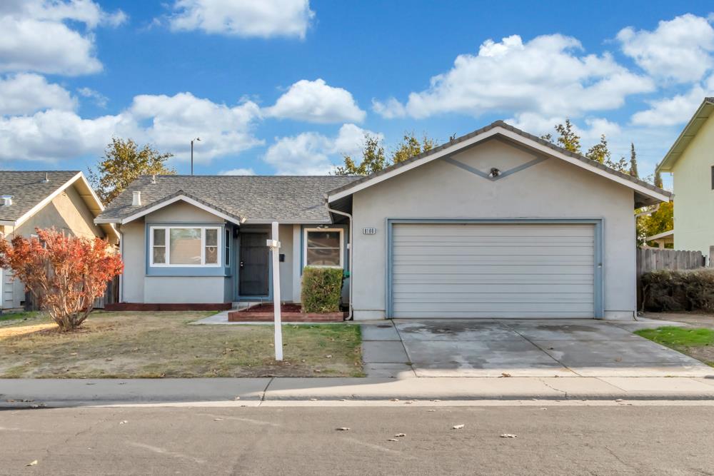Photo of 8160 Steinbeck Wy in Sacramento, CA