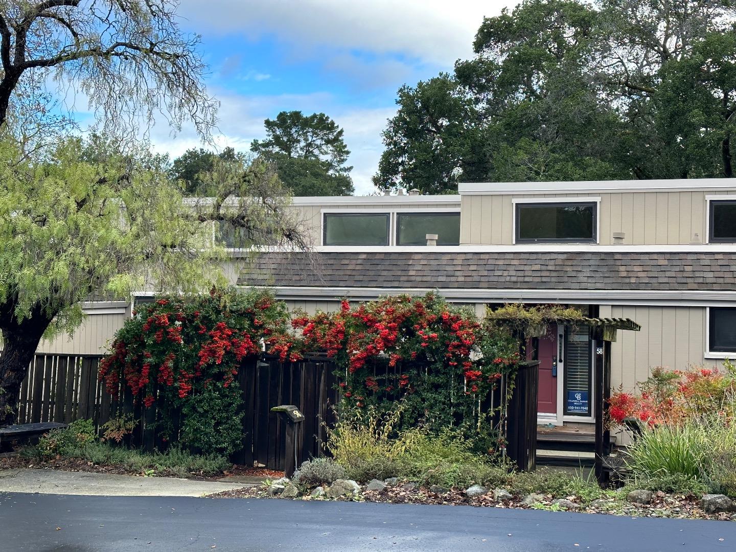 Detail Gallery Image 1 of 37 For 58 Citation Dr, Los Altos,  CA 94024 - 2 Beds | 2 Baths