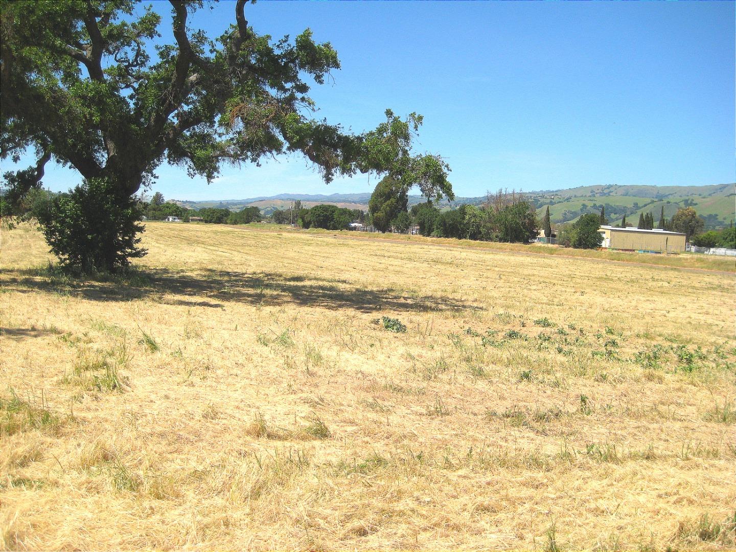 13640 Sycamore Avenue, San Martin, California 95046, ,Land,For Sale,13640 Sycamore Avenue,ML81947818