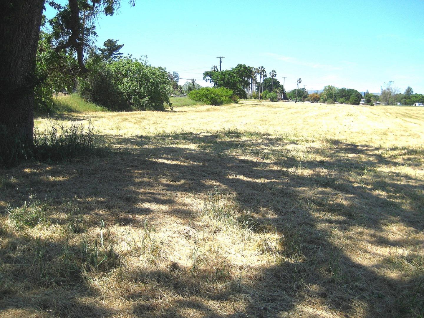 13640 Sycamore Avenue, San Martin, California 95046, ,Land,For Sale,13640 Sycamore Avenue,ML81947818