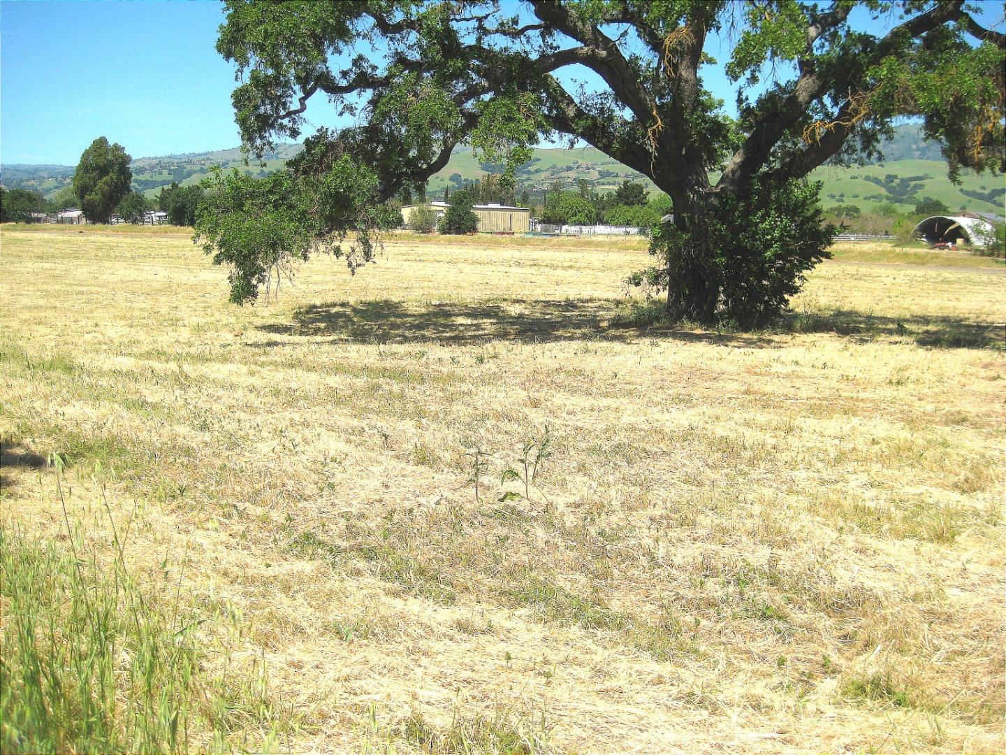 13640 Sycamore Avenue, San Martin, California 95046, ,Land,For Sale,13640 Sycamore Avenue,ML81947818