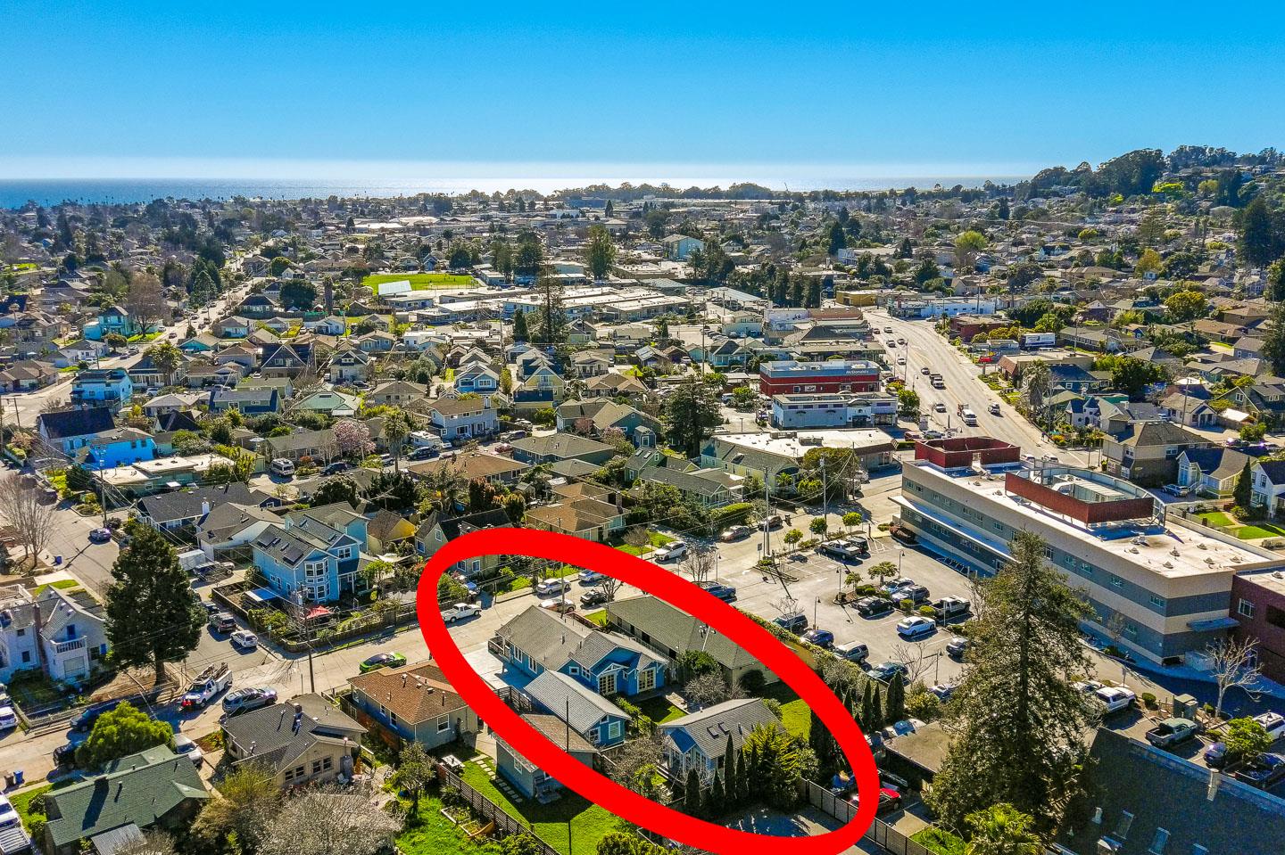 208 Laurent Street, Santa Cruz, CA 