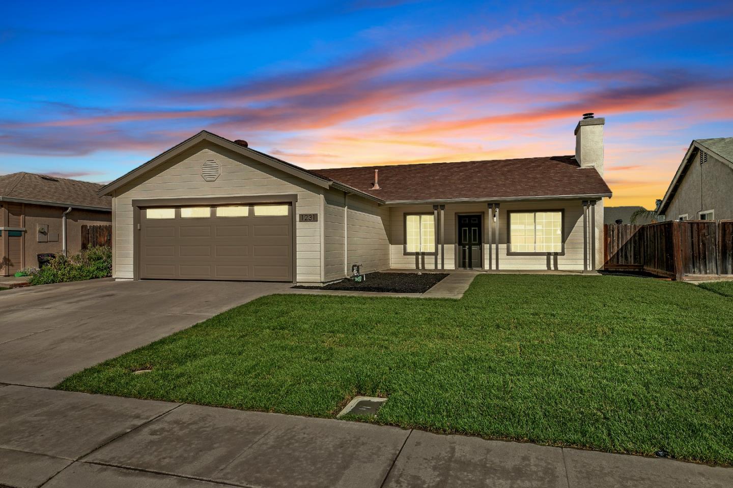 Detail Gallery Image 1 of 1 For 1231 Shawn Ct, Lathrop,  CA 95330 - 3 Beds | 2 Baths