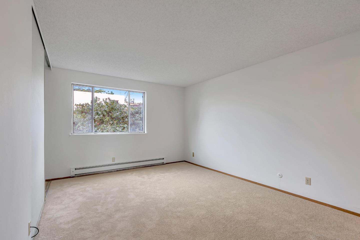 Detail Gallery Image 12 of 25 For 5015 Palmetto Ave #11,  Pacifica,  CA 94044 - 2 Beds | 2 Baths