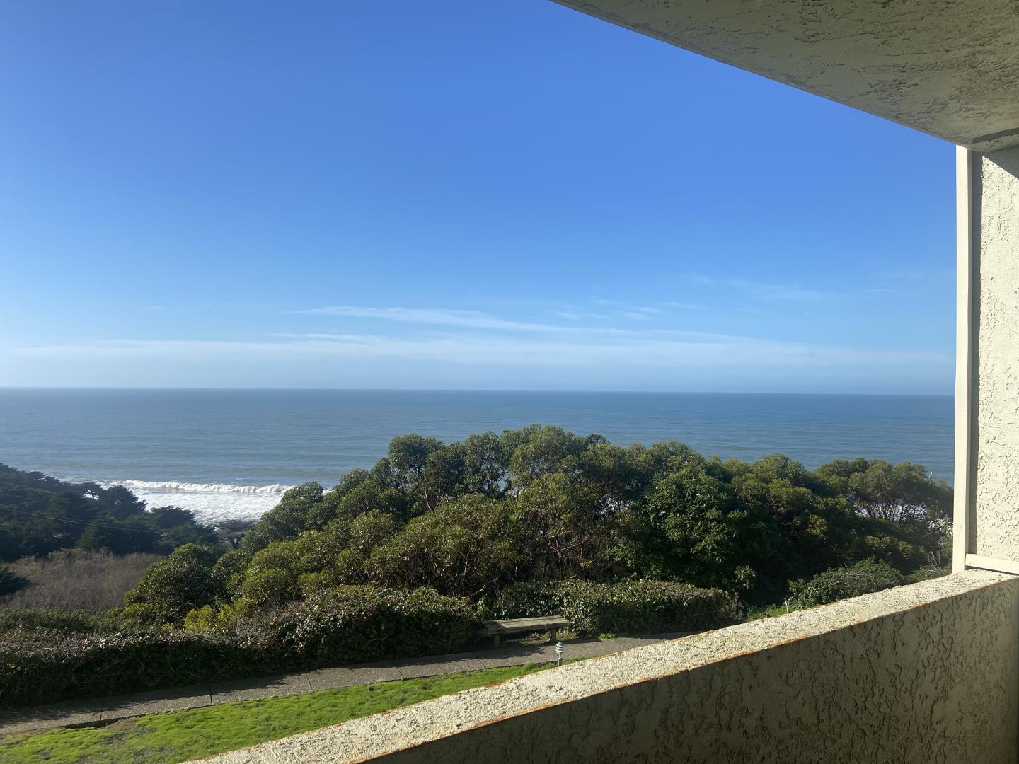 Detail Gallery Image 9 of 25 For 5015 Palmetto Ave #11,  Pacifica,  CA 94044 - 2 Beds | 2 Baths