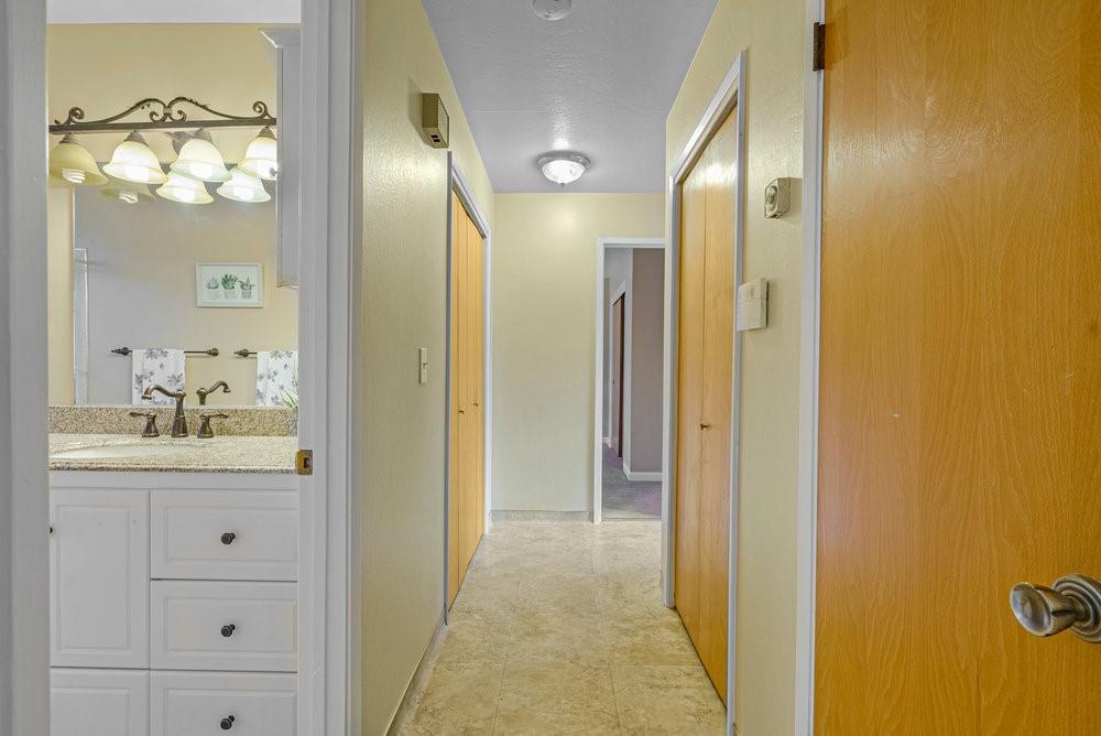 Detail Gallery Image 15 of 40 For 13375 Foothill Ave, San Martin,  CA 95046 - 3 Beds | 2/1 Baths