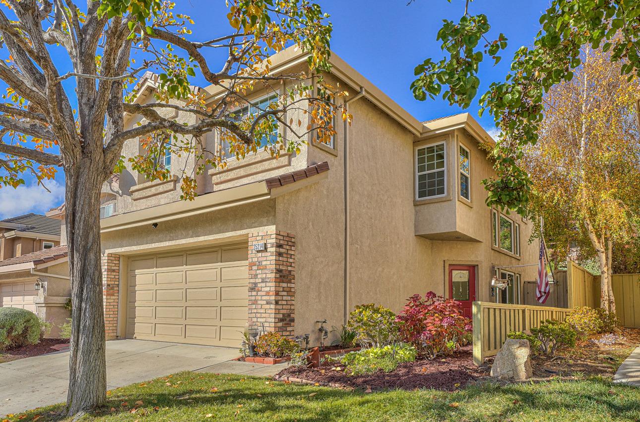 Detail Gallery Image 1 of 1 For 25214 Azalea Ct, Salinas,  CA 93908 - 4 Beds | 2/1 Baths