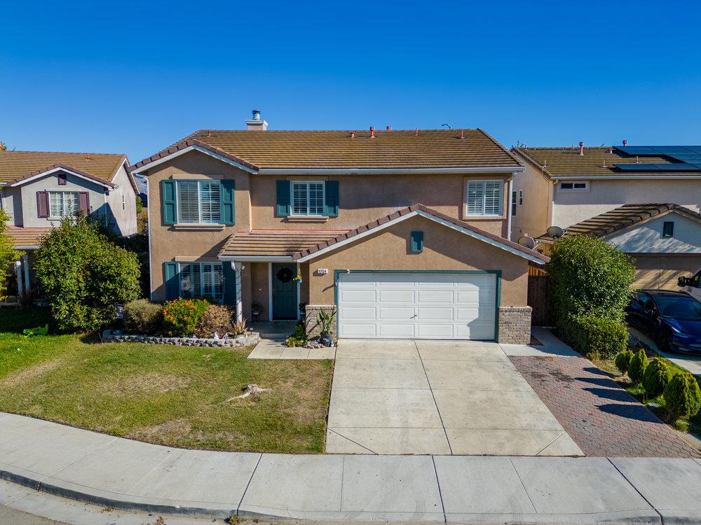 Photo of 1754 Brentwood Ct in Hollister, CA