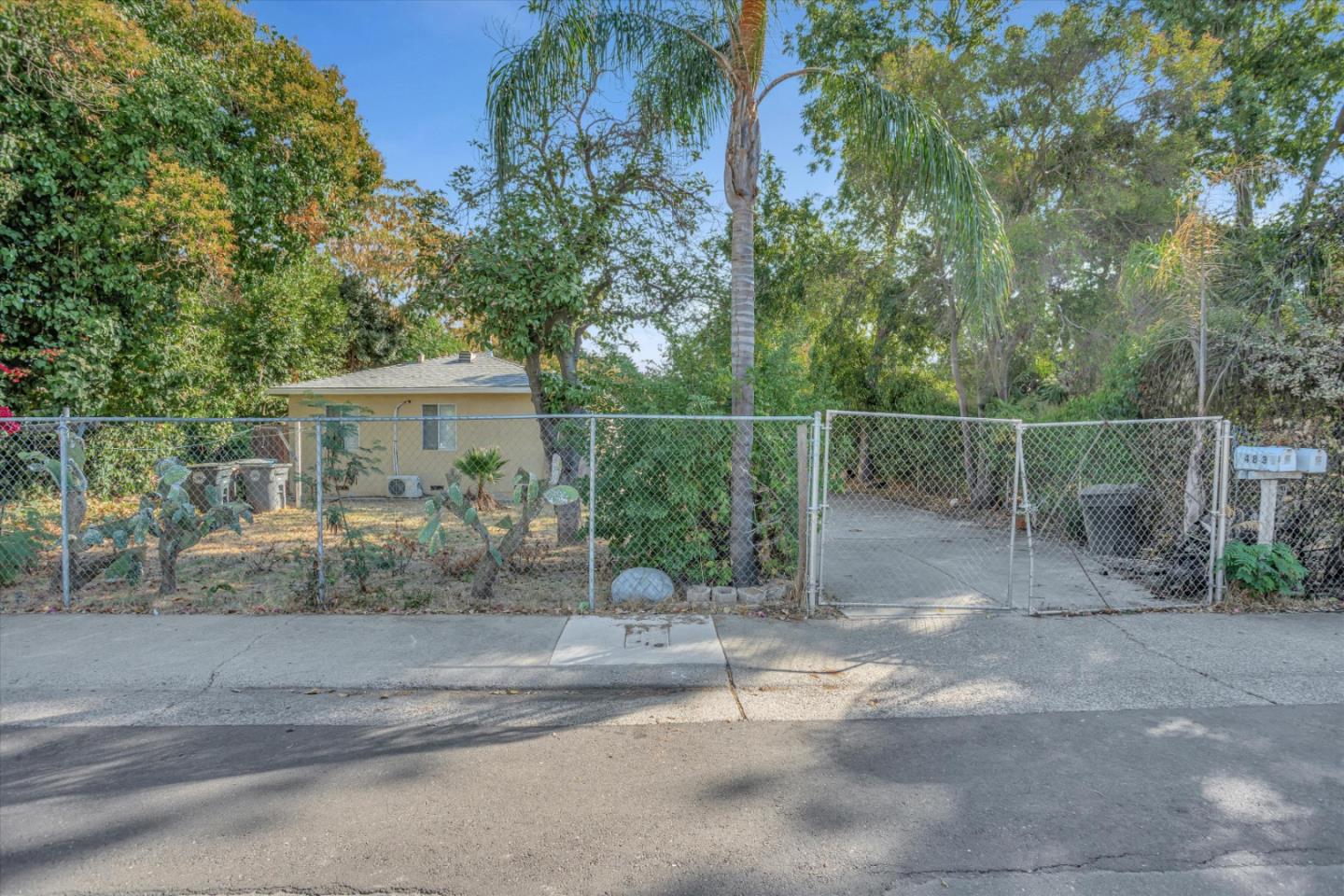 Photo of 4831 Del Norte Blvd in Sacramento, CA