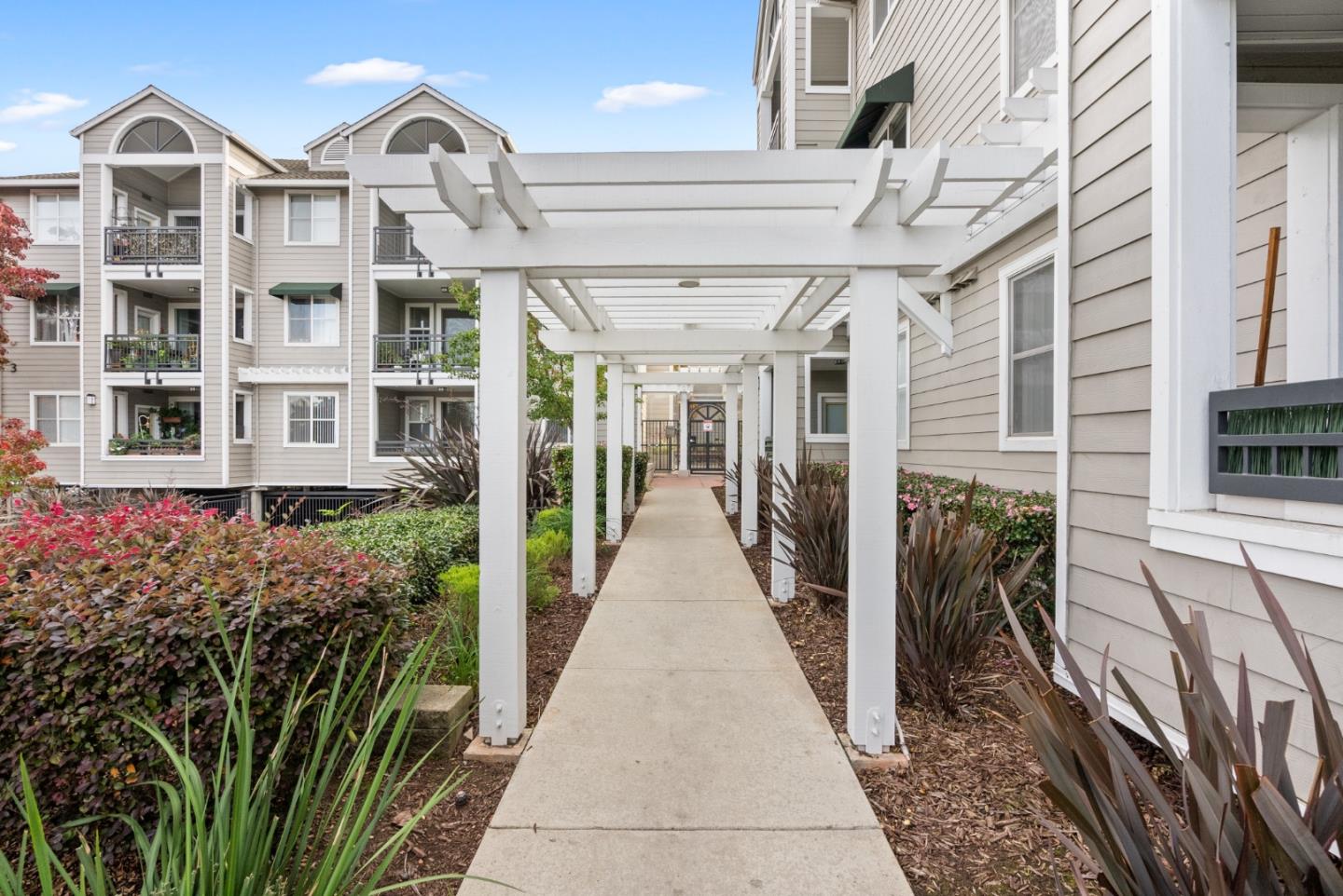 Detail Gallery Image 16 of 24 For 1982 W Bayshore Rd #338,  East Palo Alto,  CA 94303 - 2 Beds | 2 Baths