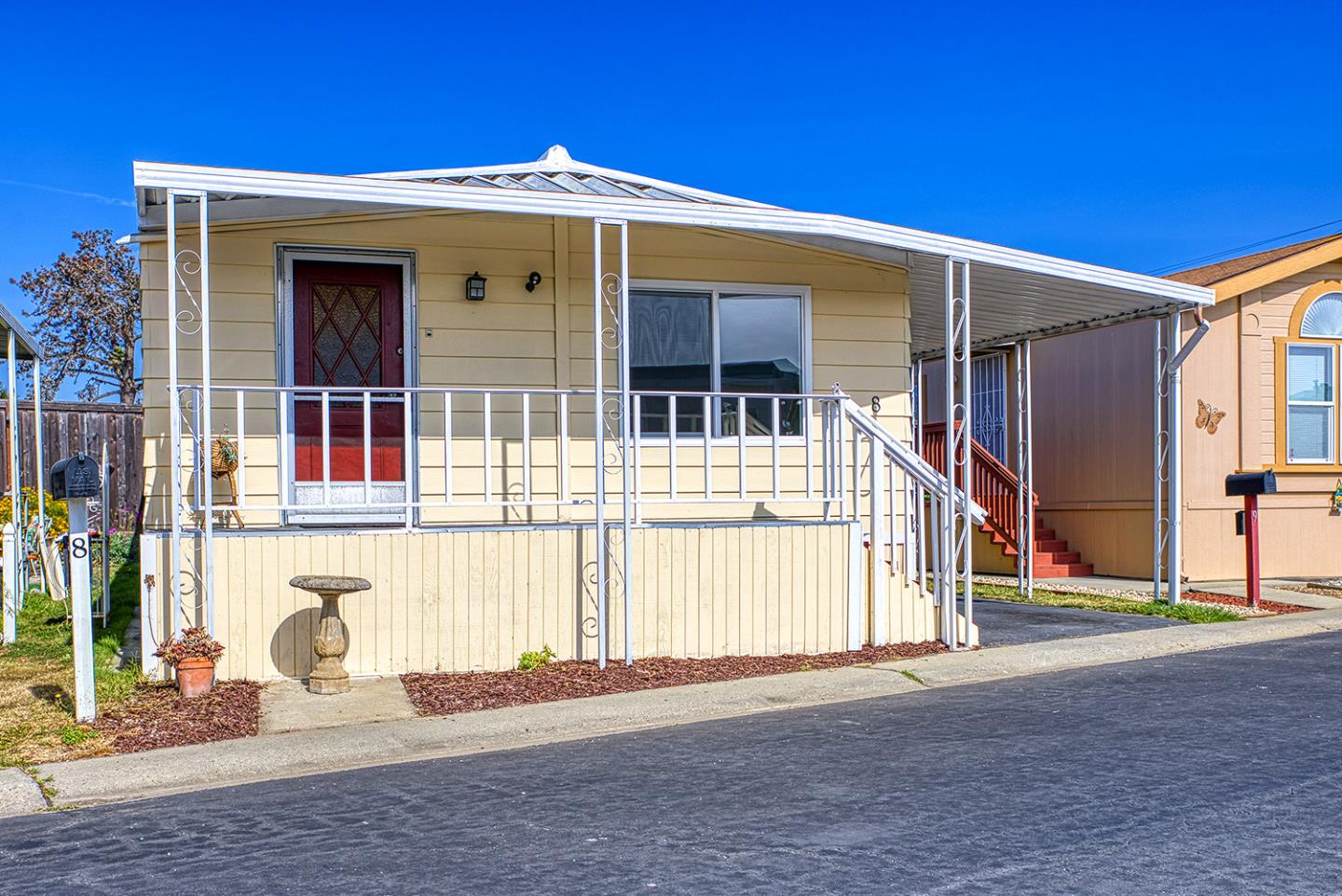 Detail Gallery Image 1 of 19 For 1040 38th Ave #8,  Santa Cruz,  CA 95062 - 2 Beds | 2 Baths