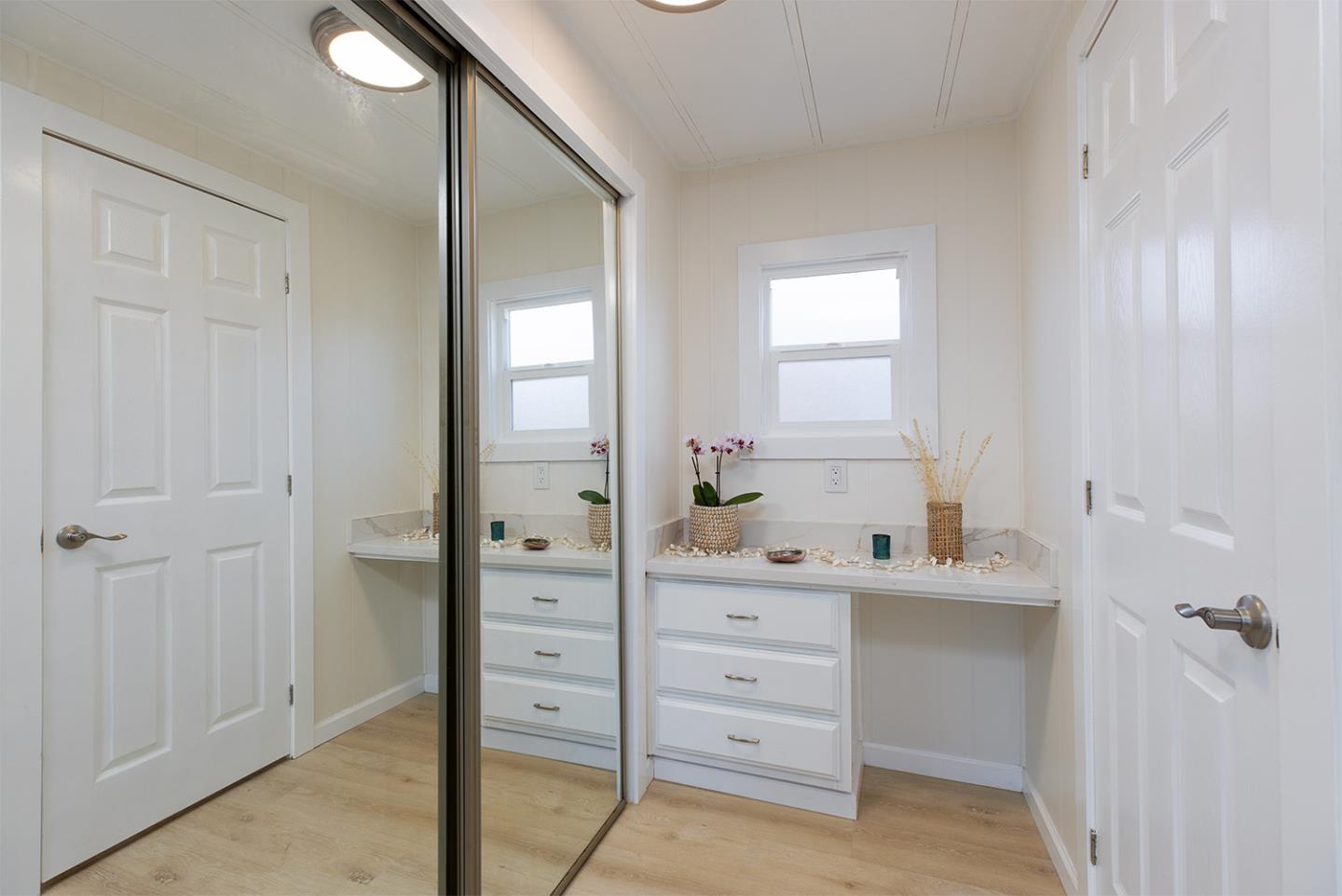 Detail Gallery Image 15 of 19 For 1040 38th Ave #8,  Santa Cruz,  CA 95062 - 2 Beds | 2 Baths