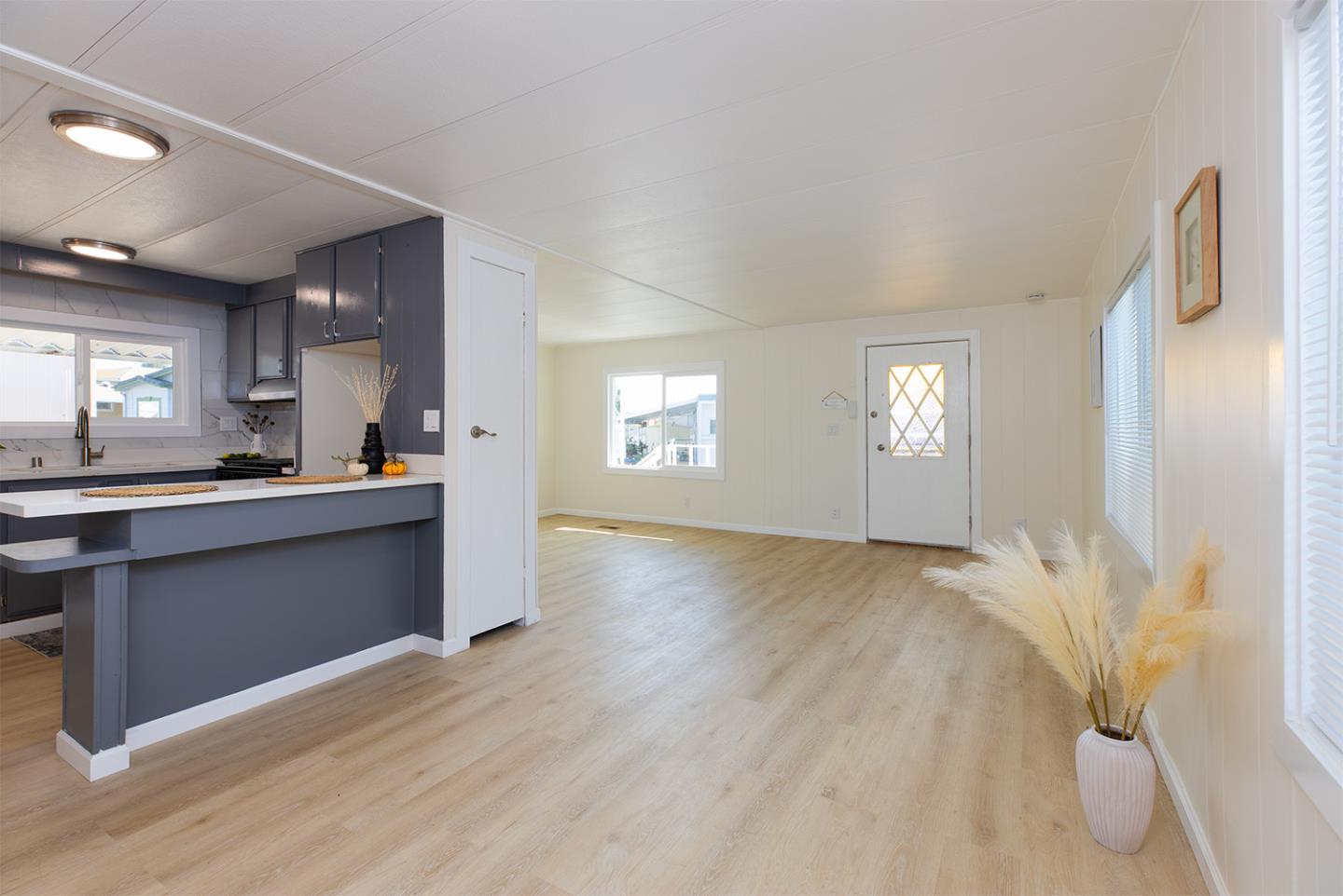 Detail Gallery Image 7 of 19 For 1040 38th Ave #8,  Santa Cruz,  CA 95062 - 2 Beds | 2 Baths