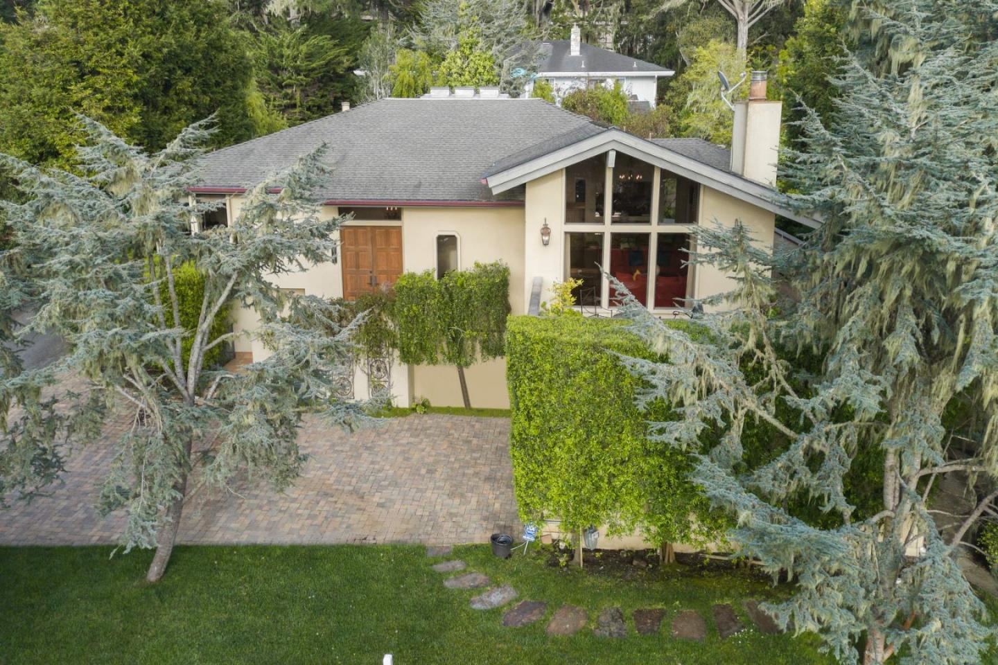 3041 Strawberry Hill Road, Pebble Beach, CA 