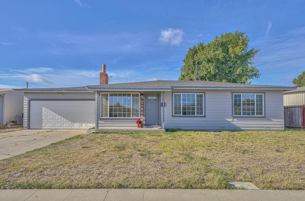 Detail Gallery Image 1 of 1 For 9 Barbara Pl, Salinas,  CA 93905 - 3 Beds | 1 Baths