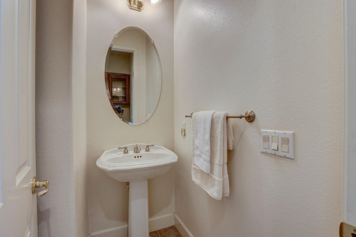 Detail Gallery Image 23 of 47 For 7443 Hoylake Ct, Gilroy,  CA 95020 - 4 Beds | 3/1 Baths
