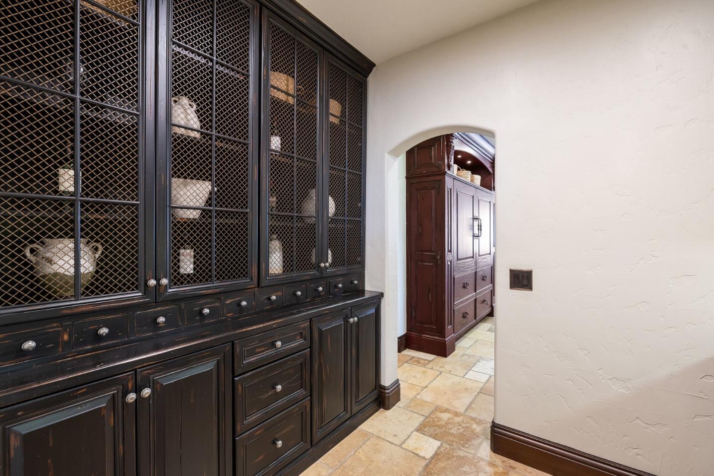 Detail Gallery Image 22 of 81 For 1435 Lakeview Ct, San Martin,  CA 95046 - 4 Beds | 4/2 Baths
