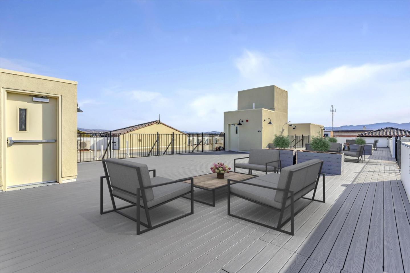 Detail Gallery Image 4 of 6 For 400 San Benito St #303,  Hollister,  CA 95023 - 1 Beds | 1 Baths