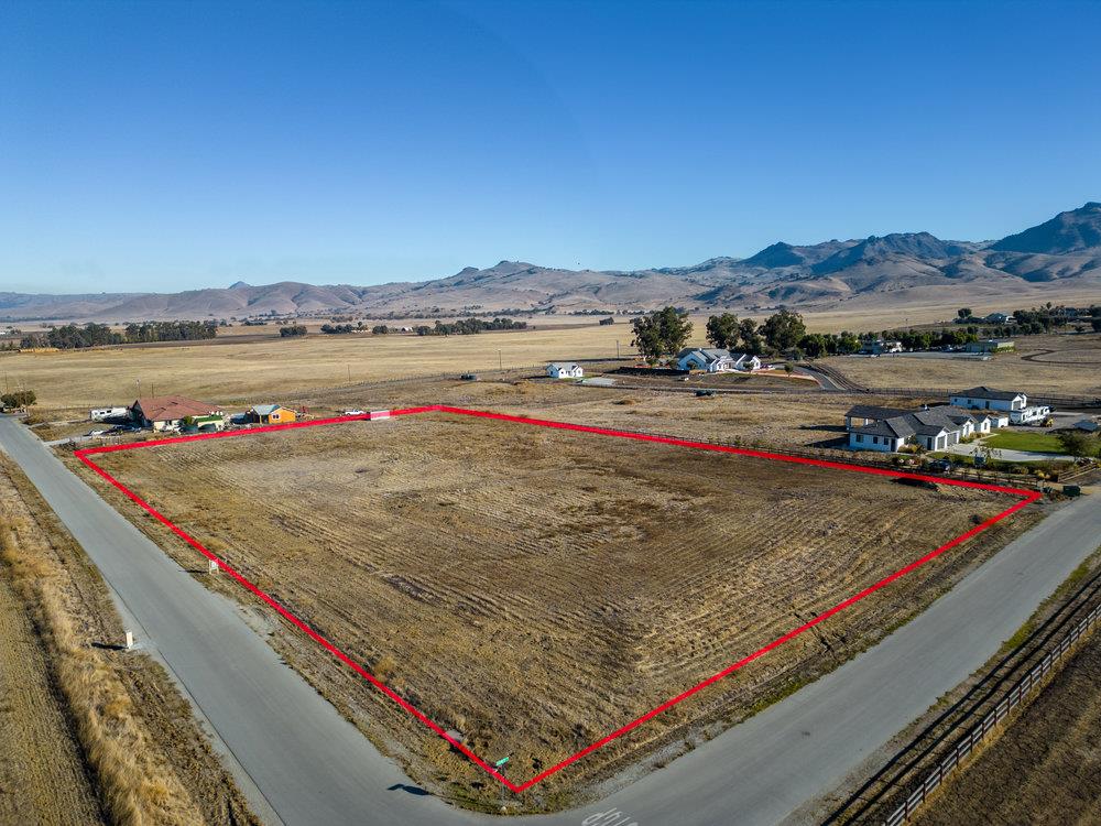 1094 Kennedy Court, Hollister, California 95023, ,Land,For Sale,1094 Kennedy Court,ML81949772