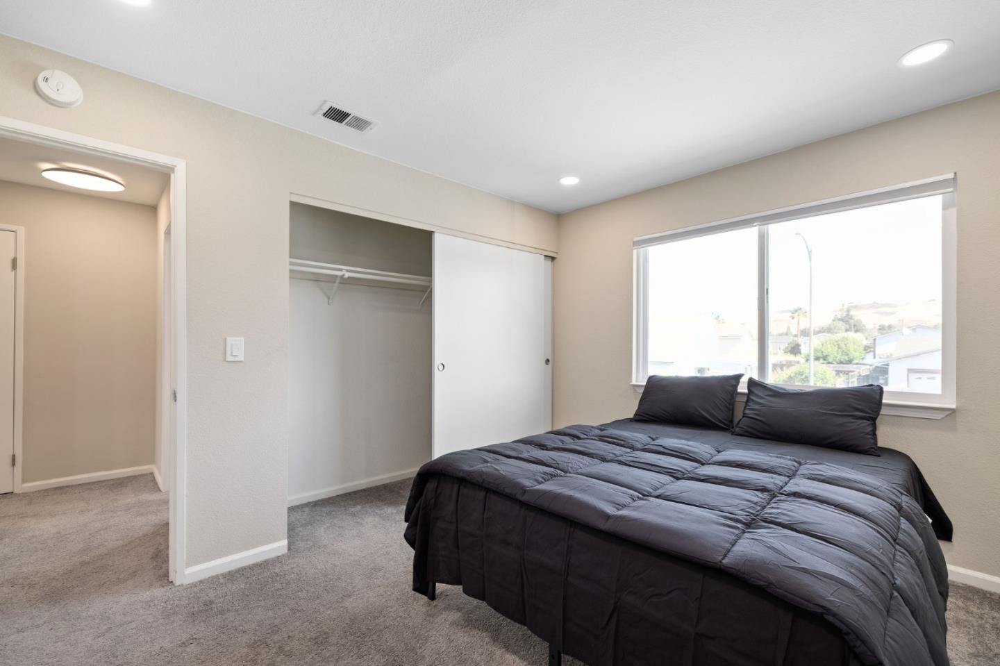 Detail Gallery Image 32 of 37 For 5712 Harwell Ct, San Jose,  CA 95138 - 4 Beds | 2/1 Baths