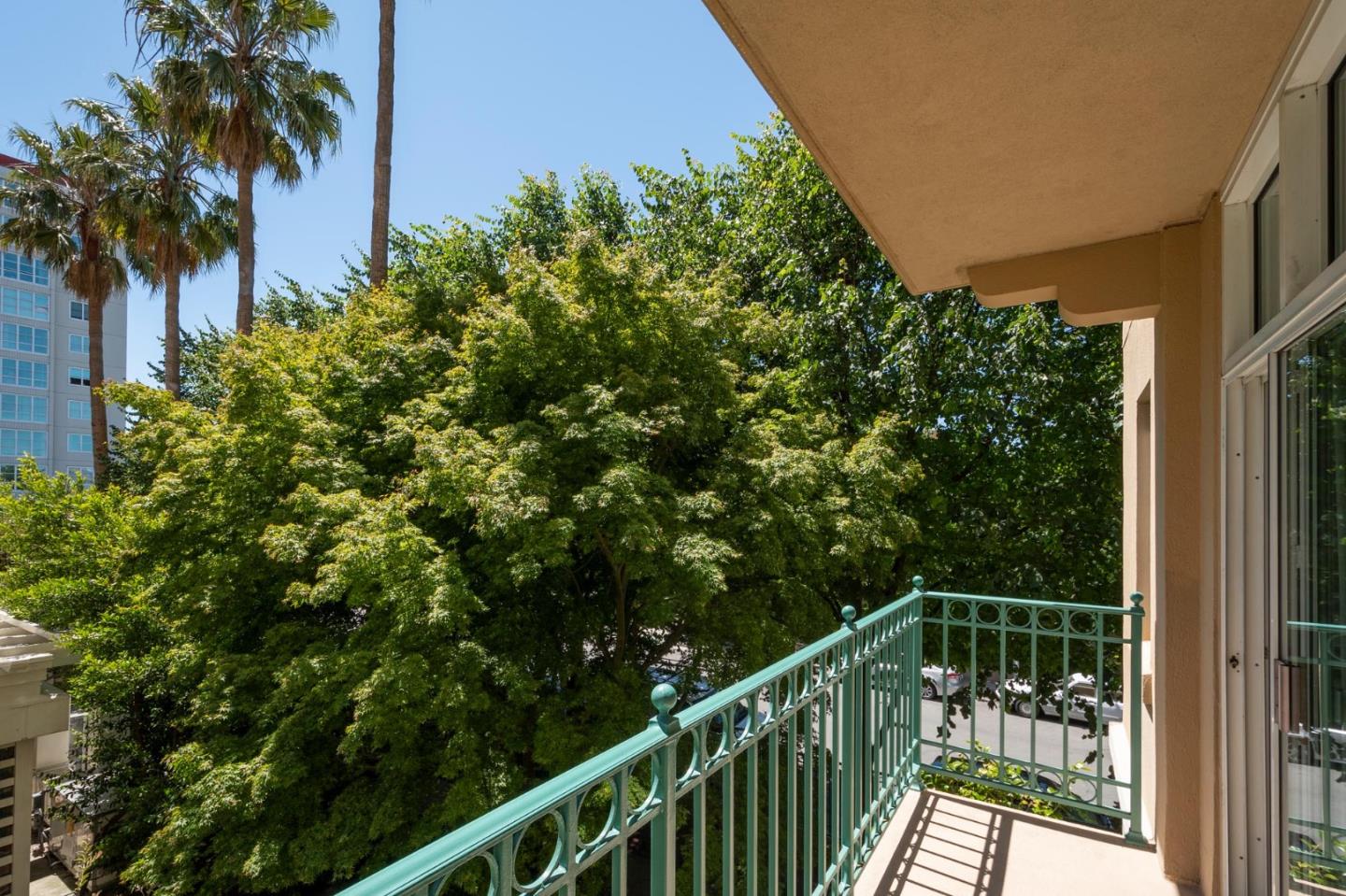 Detail Gallery Image 5 of 6 For 1 Baldwin Ave #222,  San Mateo,  CA 94401 - 2 Beds | 1 Baths