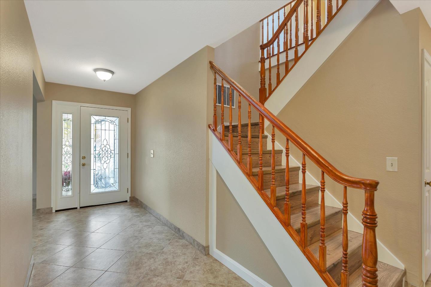 Detail Gallery Image 18 of 59 For 11 New Britain Cir, Salinas,  CA 93906 - 4 Beds | 2/1 Baths