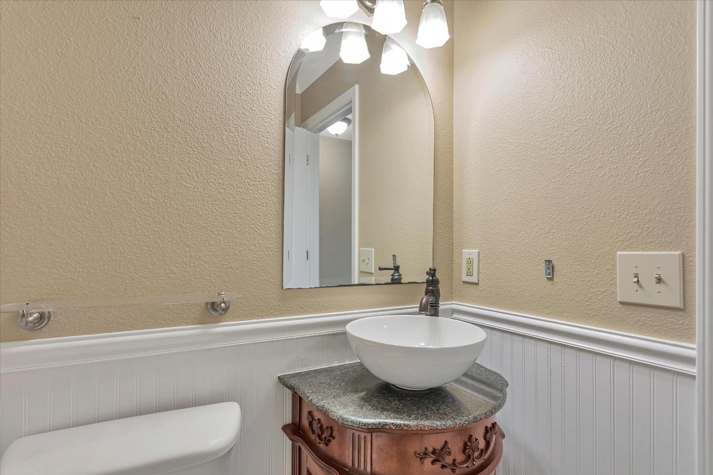 Detail Gallery Image 30 of 59 For 11 New Britain Cir, Salinas,  CA 93906 - 4 Beds | 2/1 Baths
