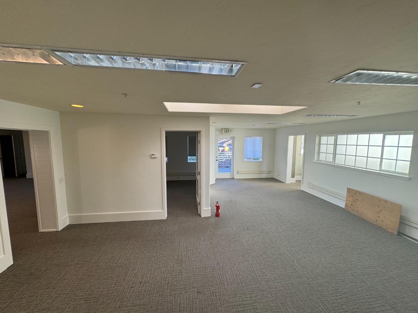 637 Main Street, Half Moon Bay, California 94019, ,Commercial Lease,For Rent,637 Main Street,ML81950077