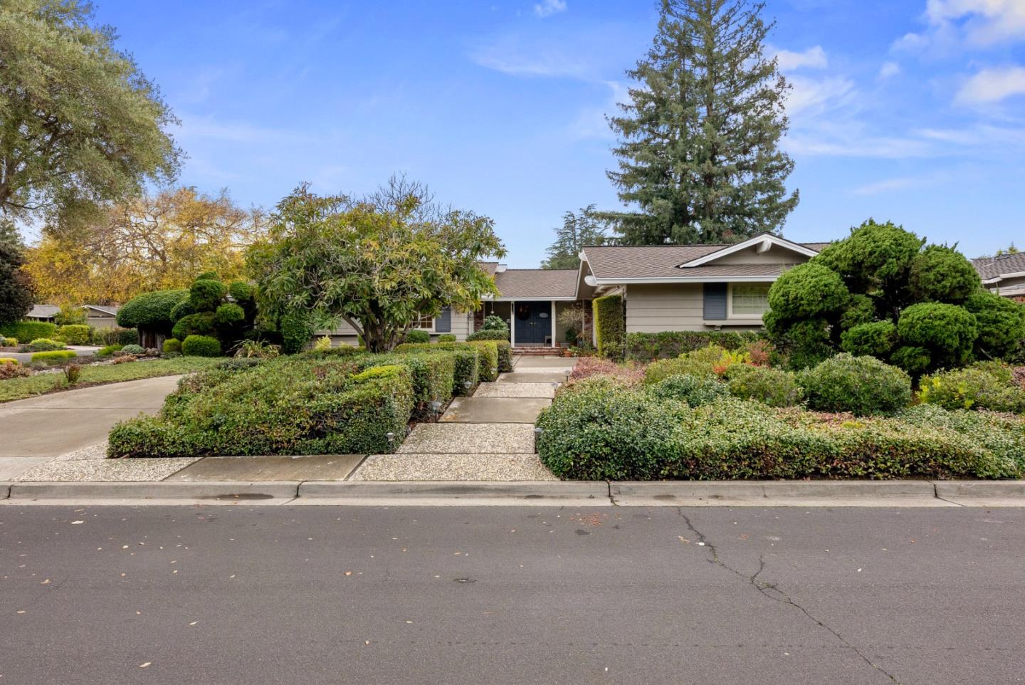 Detail Gallery Image 1 of 1 For 19444 via Madronas Ct, Saratoga,  CA 95070 - 5 Beds | 3 Baths