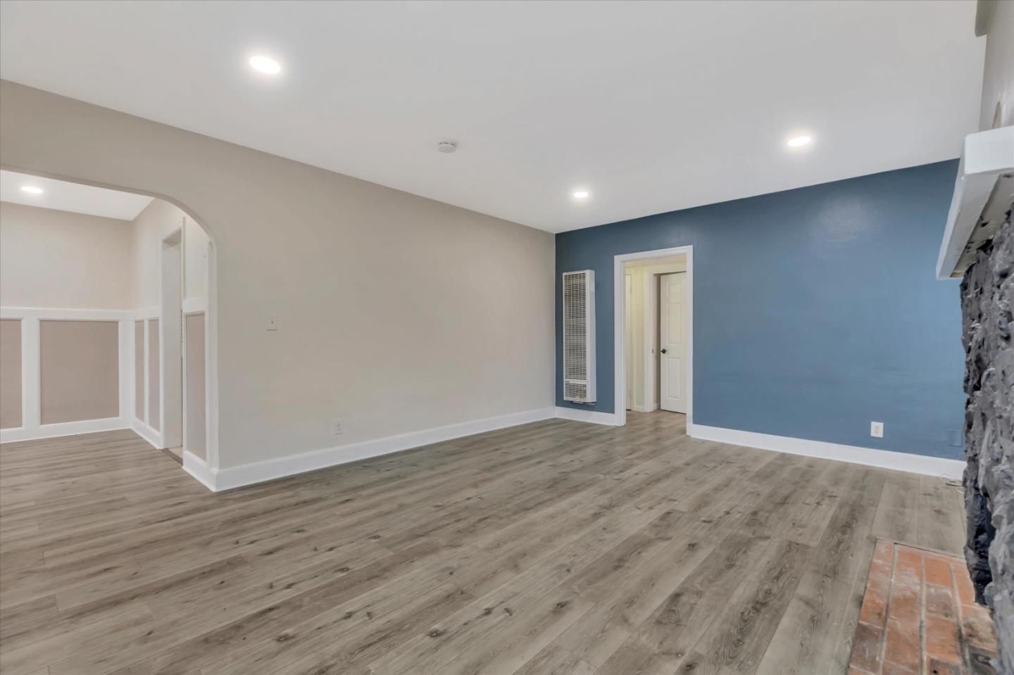 Detail Gallery Image 17 of 45 For 4810 Roosevelt Ave, Sacramento,  CA 95820 - 3 Beds | 2 Baths