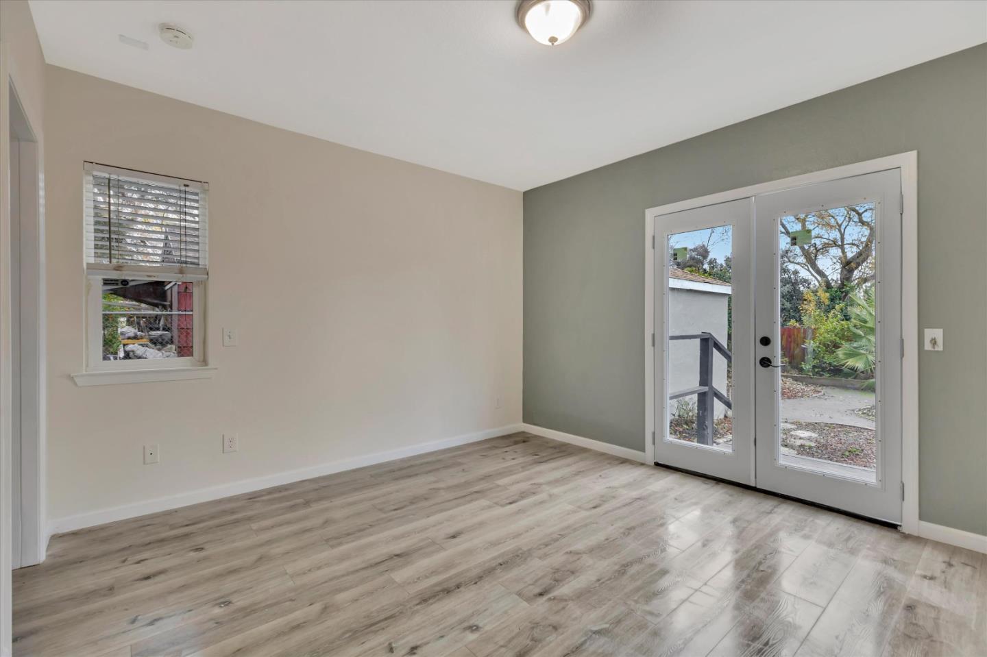 Detail Gallery Image 34 of 45 For 4810 Roosevelt Ave, Sacramento,  CA 95820 - 3 Beds | 2 Baths