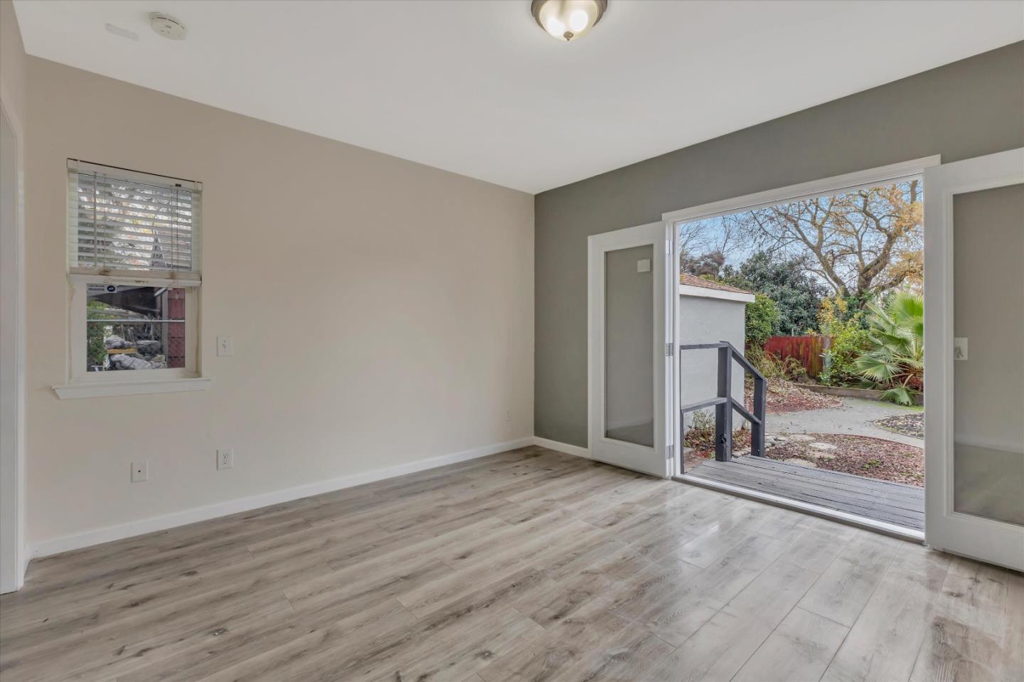 Detail Gallery Image 35 of 45 For 4810 Roosevelt Ave, Sacramento,  CA 95820 - 3 Beds | 2 Baths