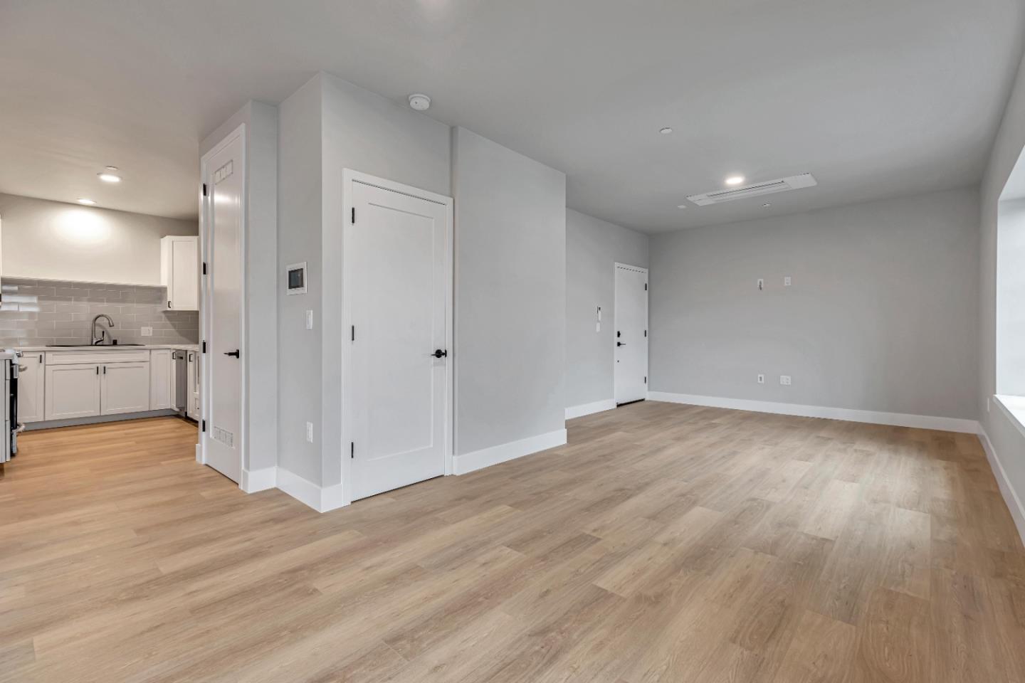 Detail Gallery Image 10 of 31 For 400 San Benito St #202,  Hollister,  CA 95023 - 2 Beds | 1 Baths