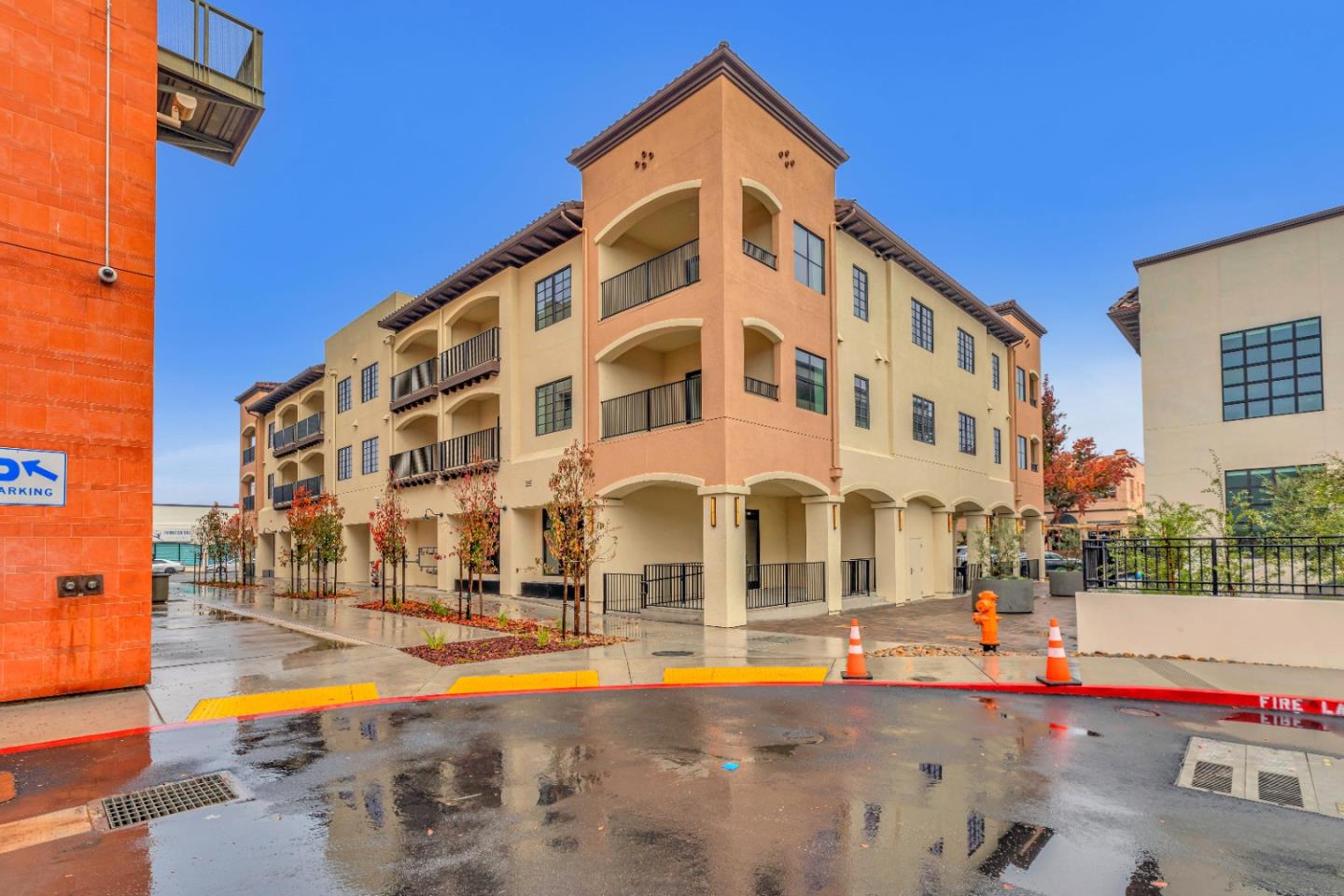 Detail Gallery Image 29 of 31 For 400 San Benito St #202,  Hollister,  CA 95023 - 2 Beds | 1 Baths