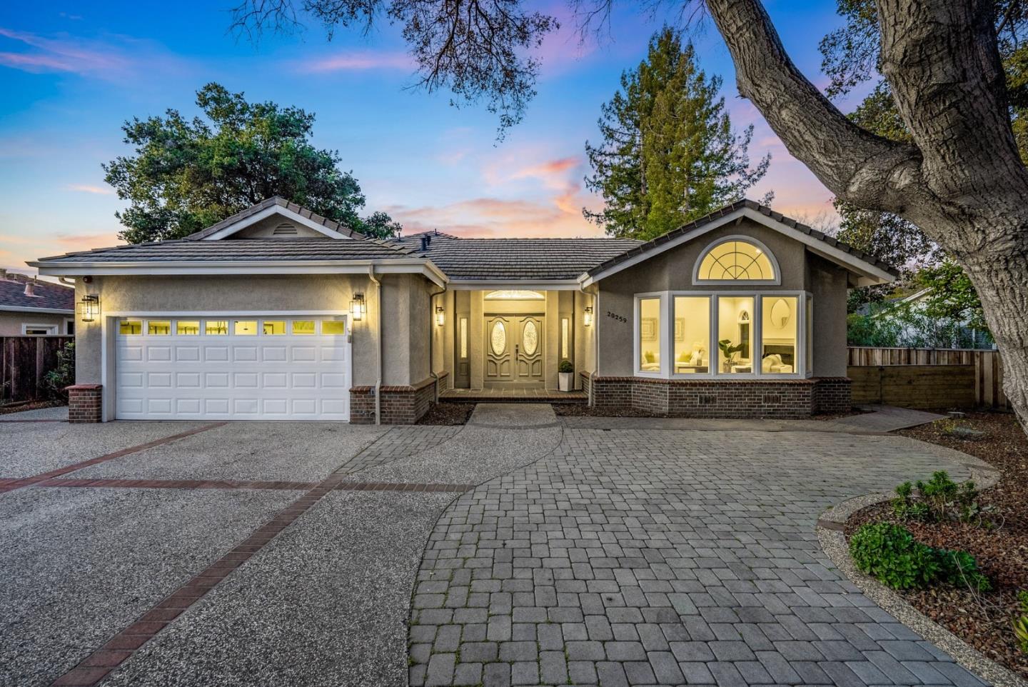 Photo of 20259 Herriman Ave in Saratoga, CA