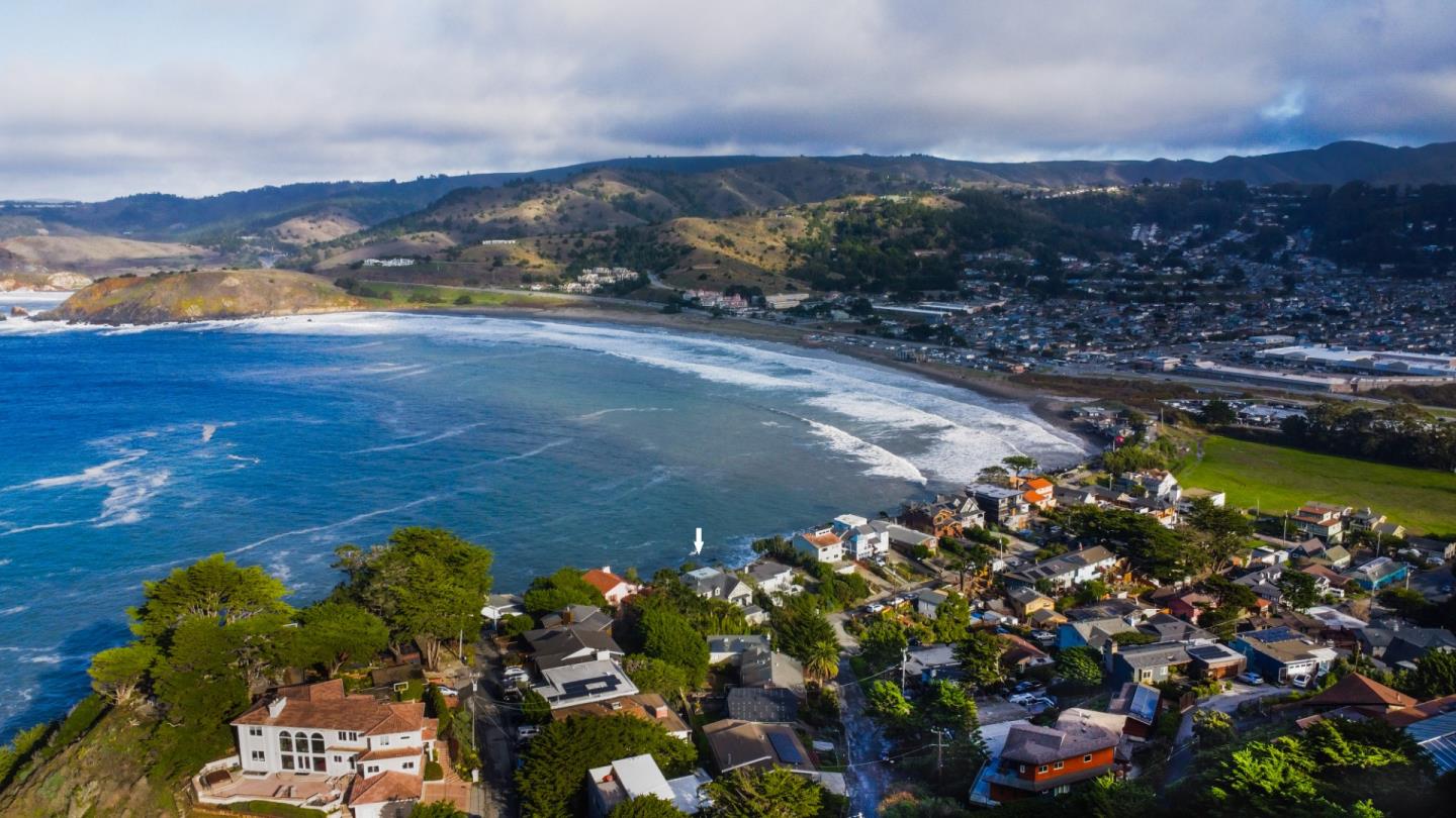 Pacifica, CA