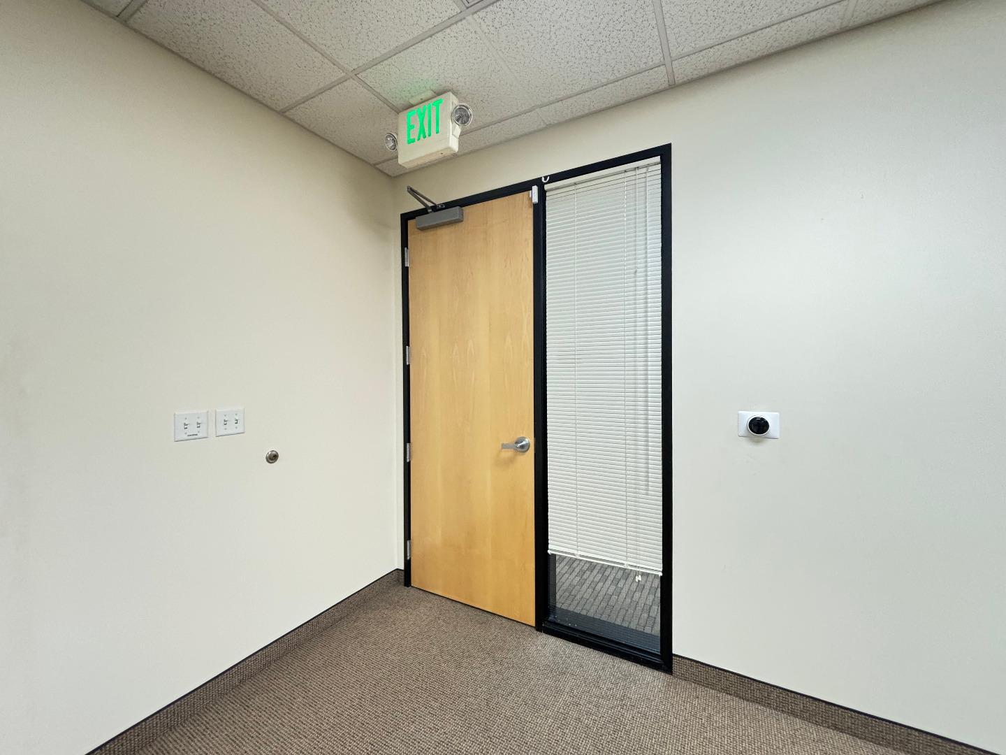 Detail Gallery Image 3 of 14 For 2055 Junction Ave #235,  San Jose,  CA 95131 - – Beds | – Baths