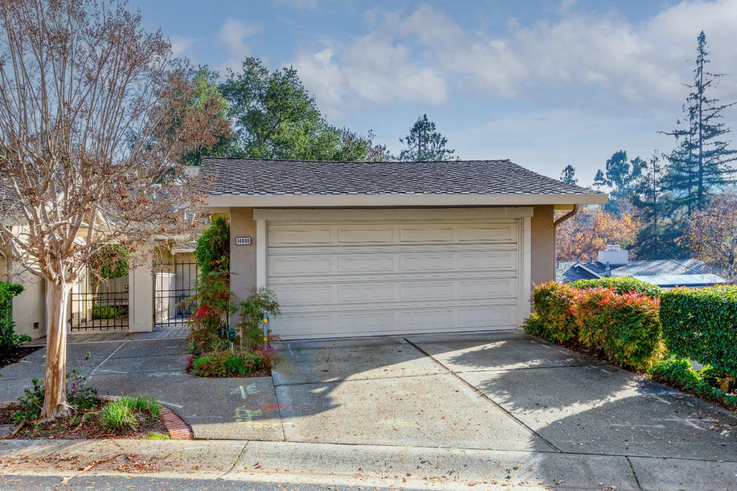 Detail Gallery Image 1 of 1 For 14690 Fieldstone Dr, Saratoga,  CA 95070 - 3 Beds | 2/1 Baths
